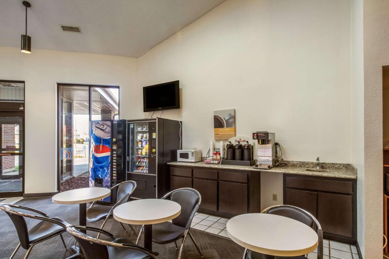 Motel 6-Saukville, Wi Экстерьер фото