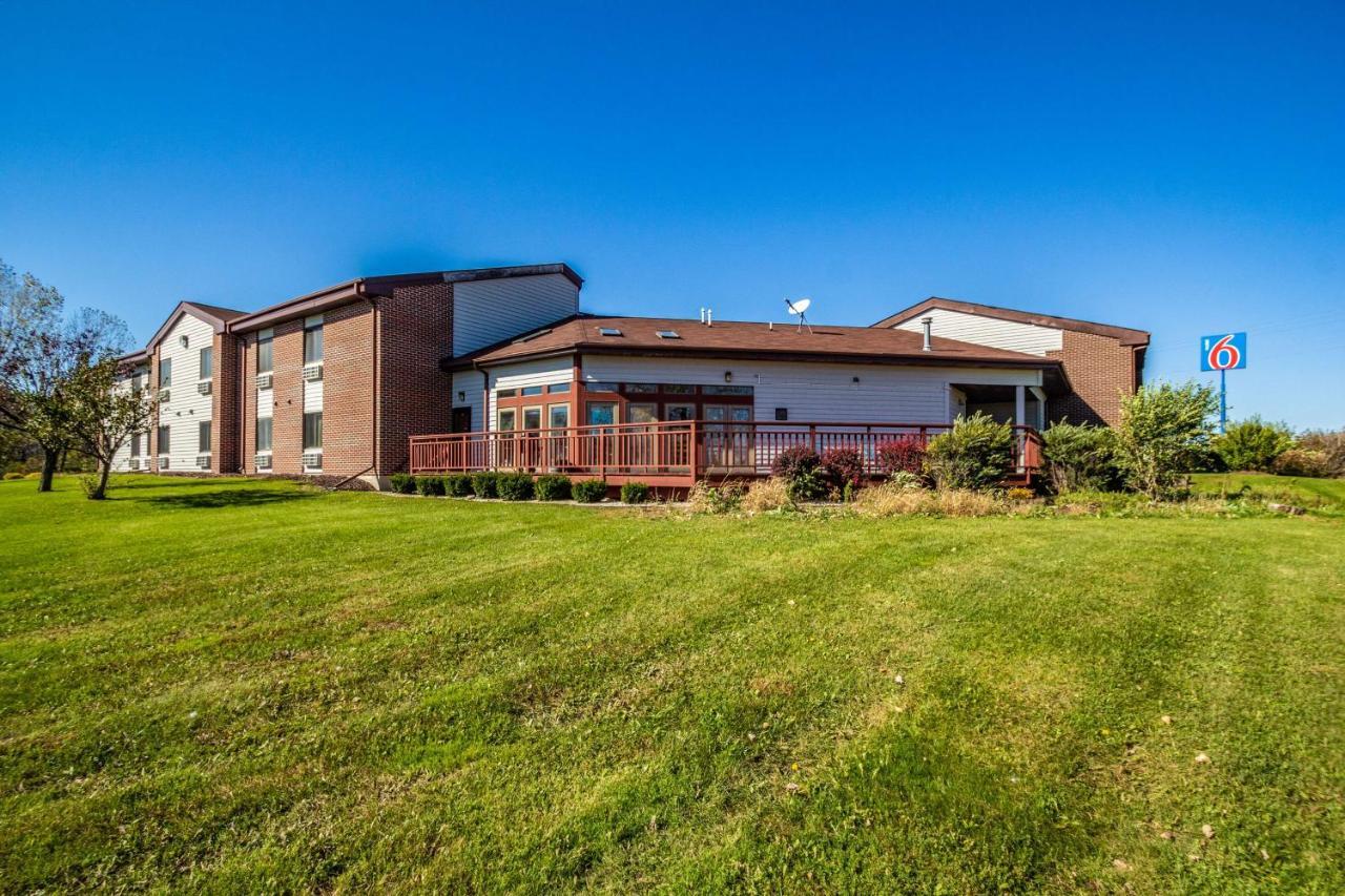 Motel 6-Saukville, Wi Экстерьер фото